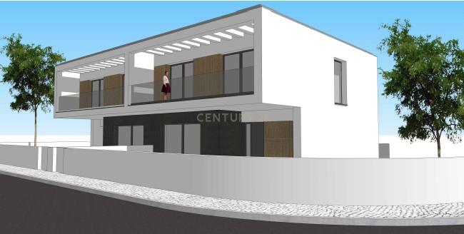 MORADIA CONTEMPORÂNEA T3+1 COM PISCINA NA CHARNECA DA CAPARICA – A 5 MINUTOS DA PRAIA! - Image 28