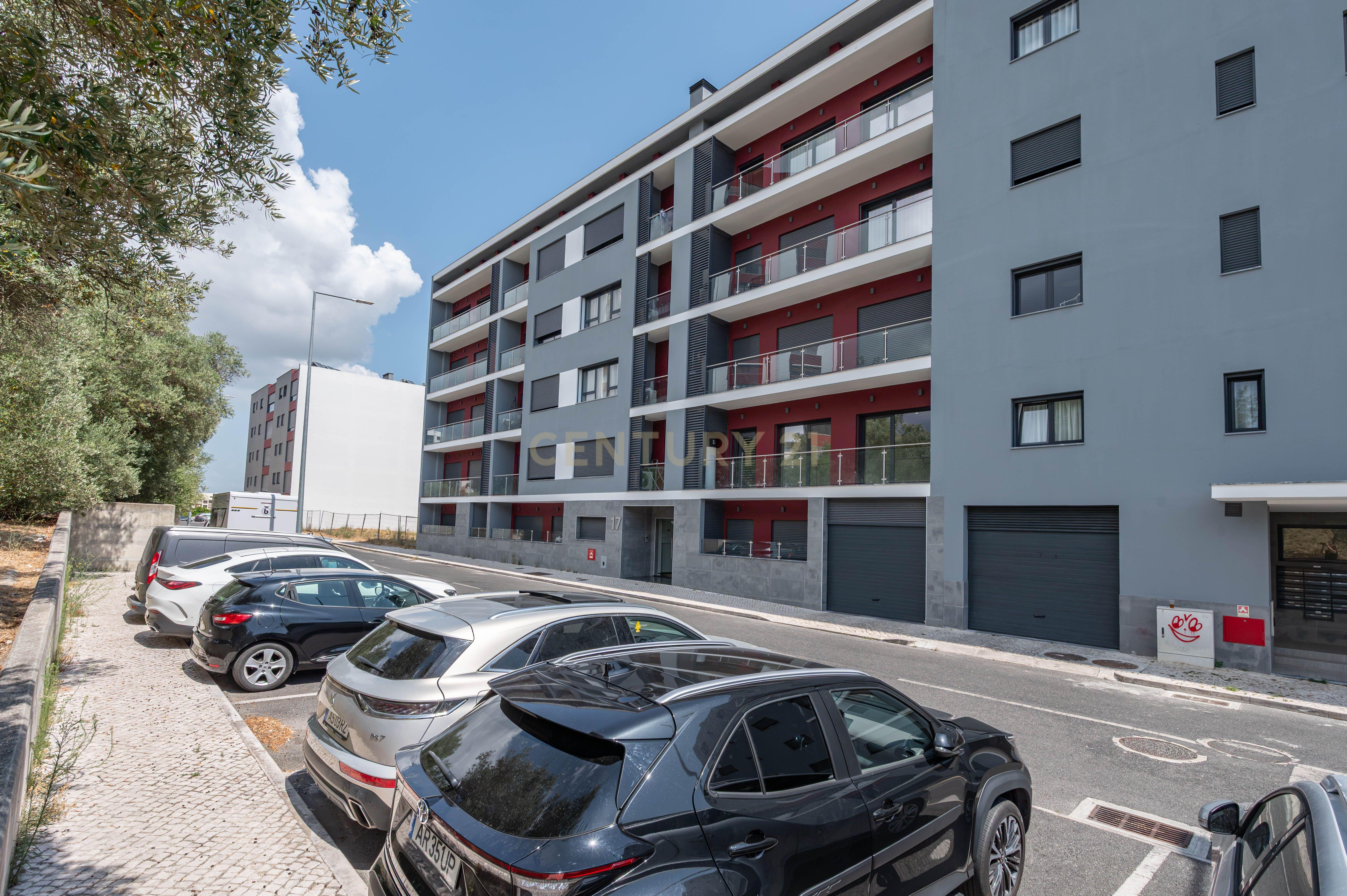 Fotografia 8 de T3 com vista rio, box para 4 carros | Póvoa de Santa Iria