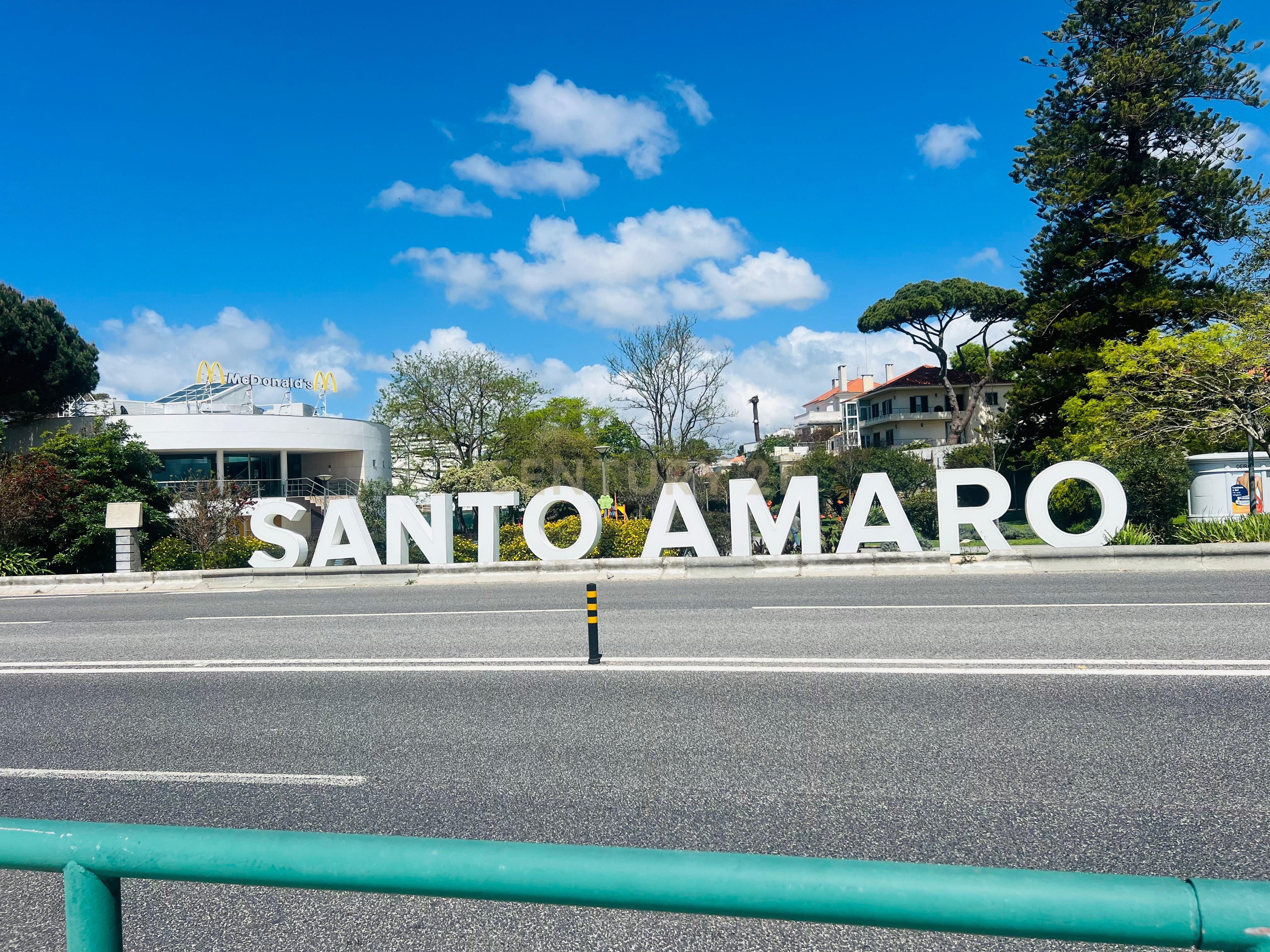 Moradia T4, Praia Santo Amaro de Oeiras e Estação de Comboios - Image 4