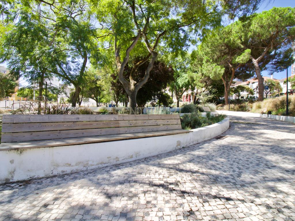 Apartamento T1 centro de Almada - Image 32