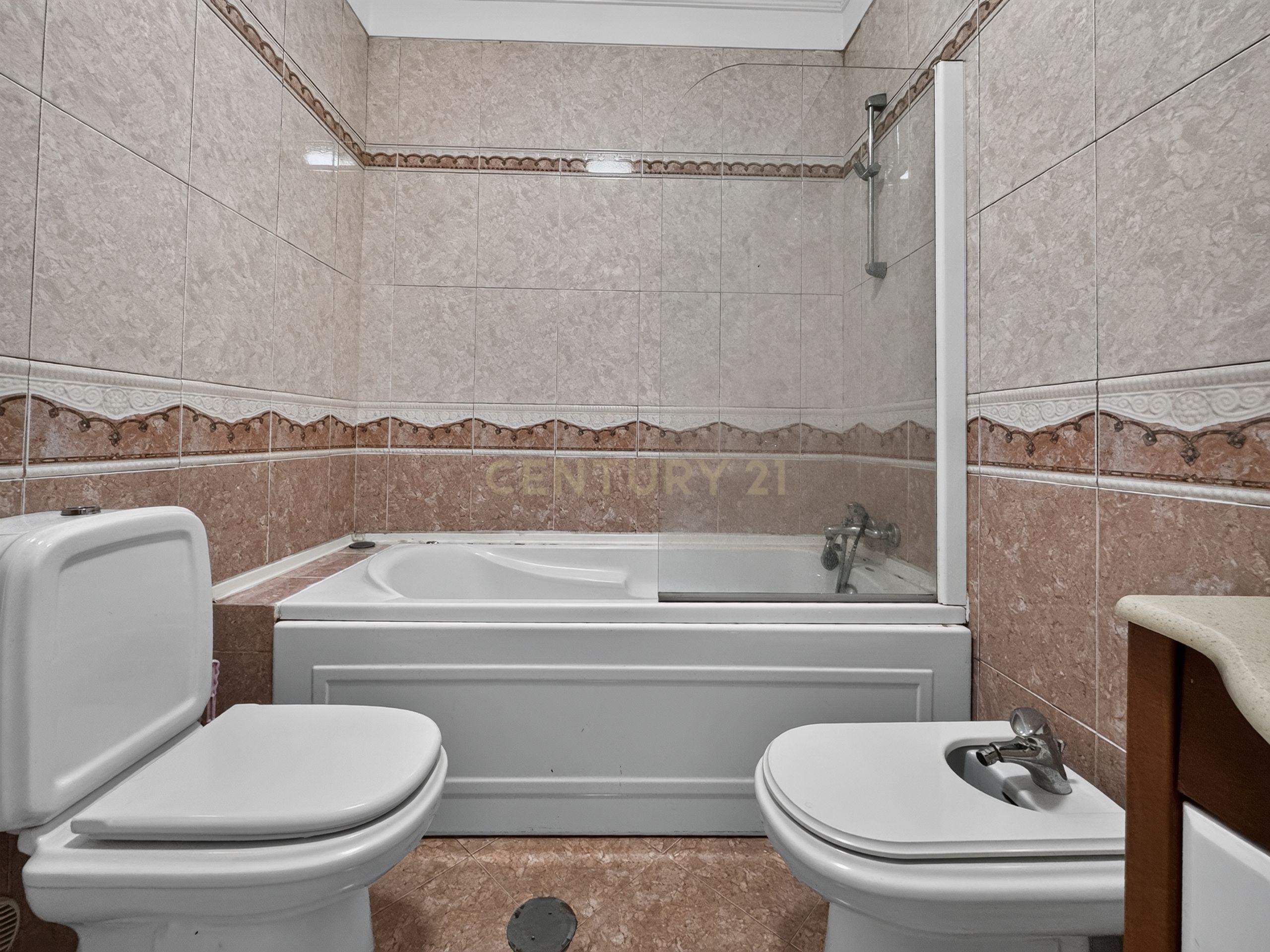 Apartamento T2 à venda em Charneca de Caparica e Sobreda, Almada — foto 15