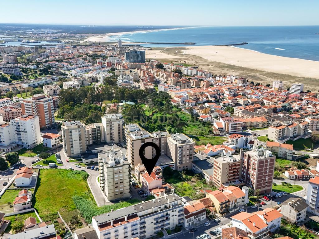 Apartamento T3 + 2 - Figueira da Foz  - Image 2