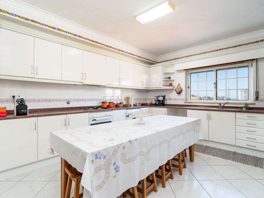 Apartamento T3 + 2 - Figueira da Foz  - Image 6