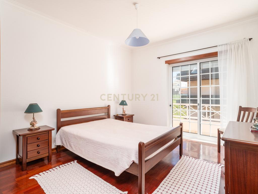 Apartamento T3 + 2 - Figueira da Foz  - Image 12
