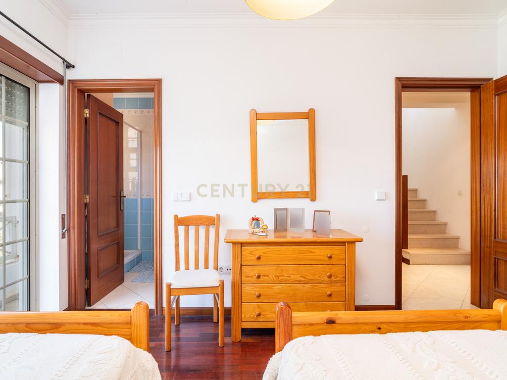 Apartamento T3 + 2 - Figueira da Foz  - Image 14