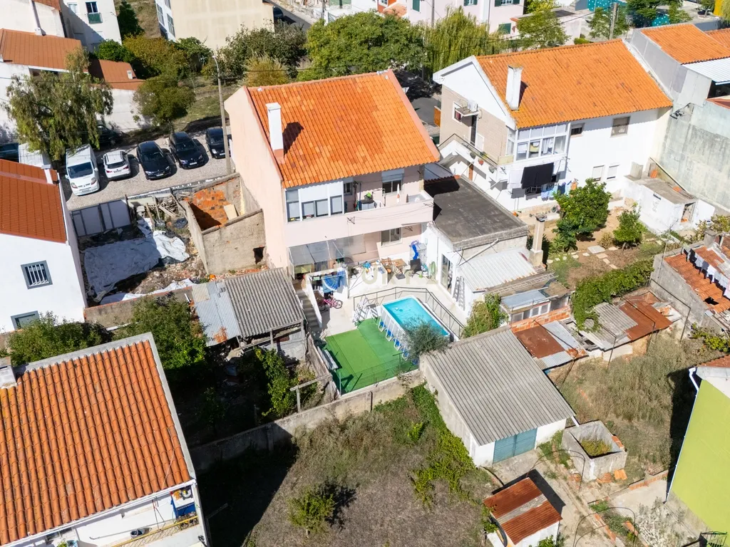 Moradia T5 em Casal de Cambra, Sintra - Oportunidade Única! - Image 38