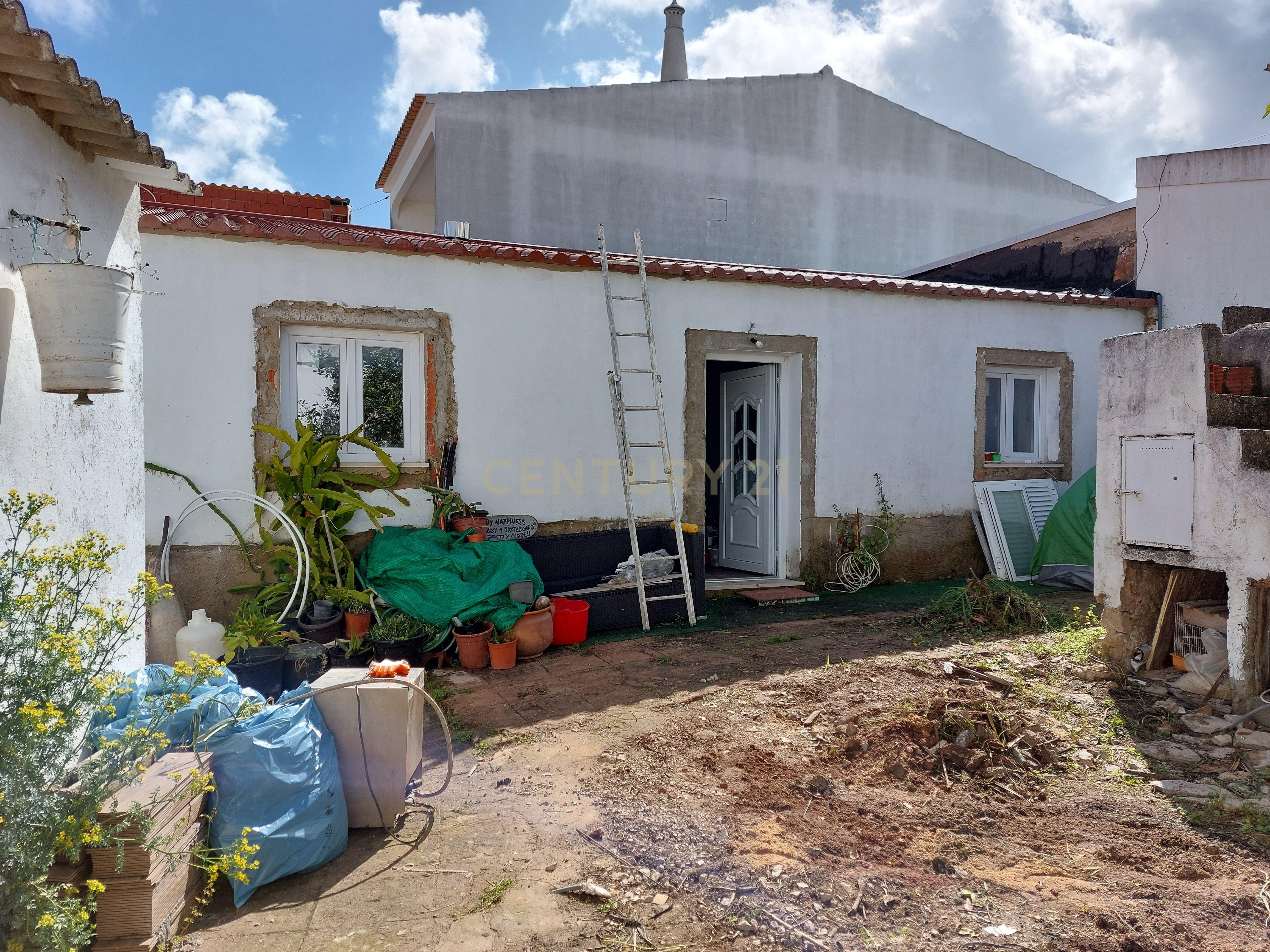 📍 LOULÉ | Moradia Térrea típica Algarvia para Recuperar - Image 27