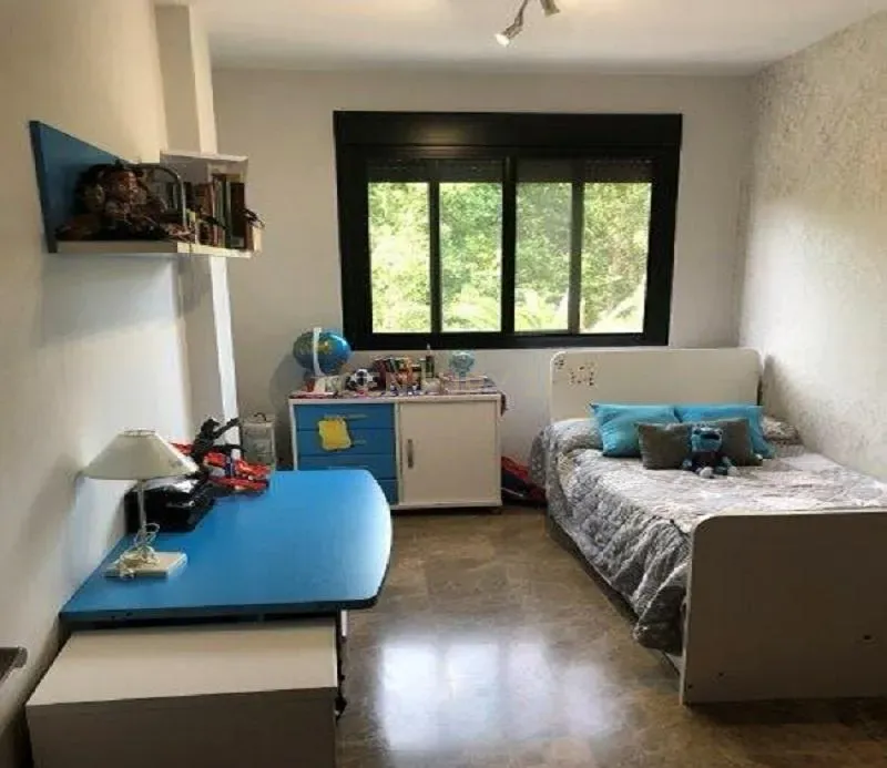 Apartamento de 3 quartos em Valência com comodidades de luxo - Image 10