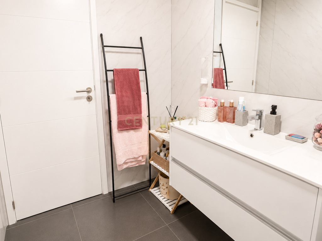 Apartamento T2 para arrendamento - Vila Nova de Gaia - Porto - Image 7