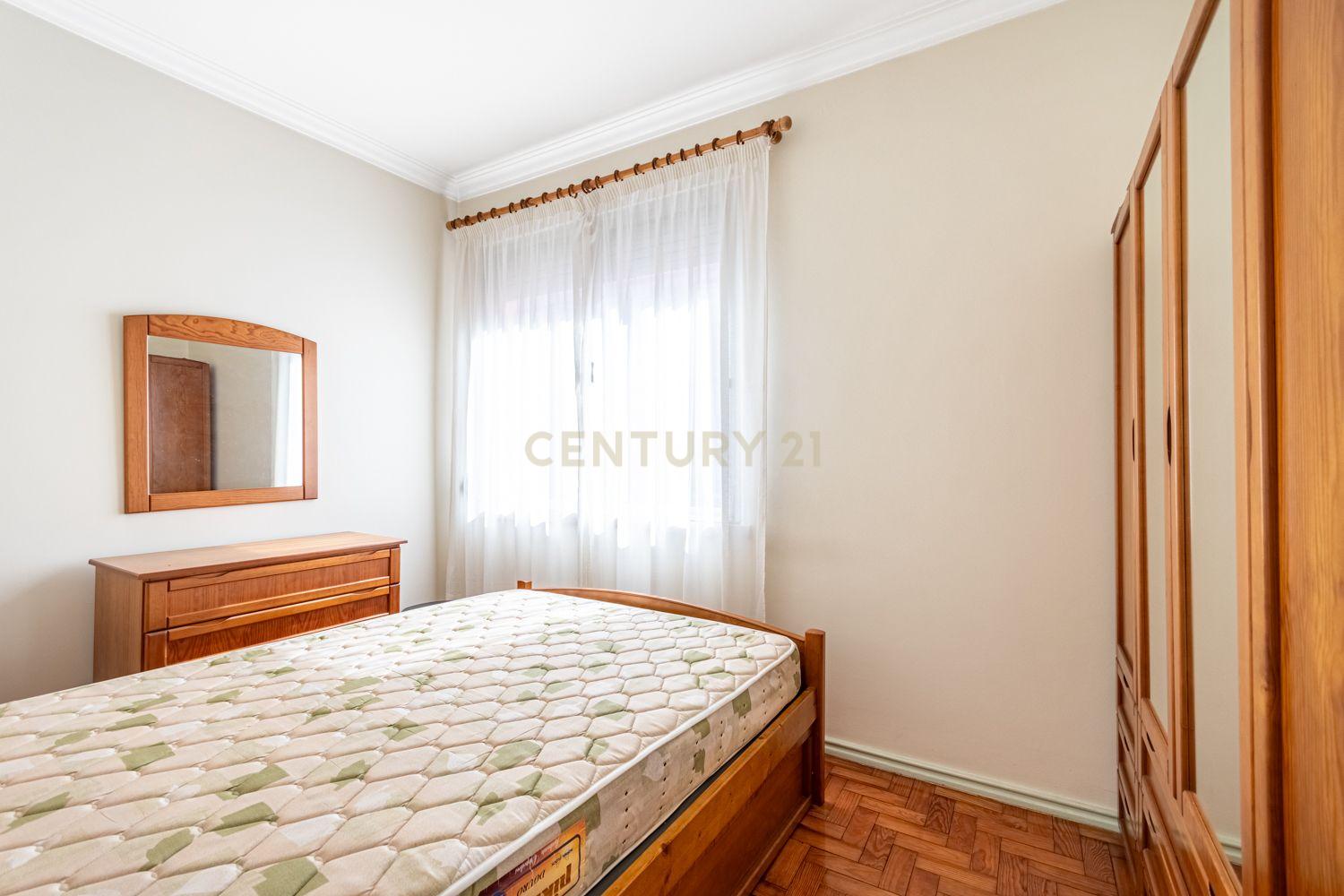 Fotografia 12 de Apartamento T3 | 2 Casas de Banho | 1.º Andar | Agualva-Cacém