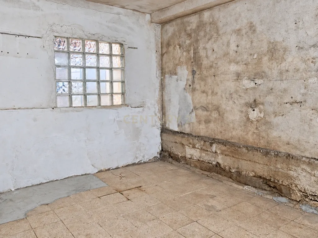 Moradia T3 com garagem, terraço e quintal em Vendas de Azeitão - Image 39
