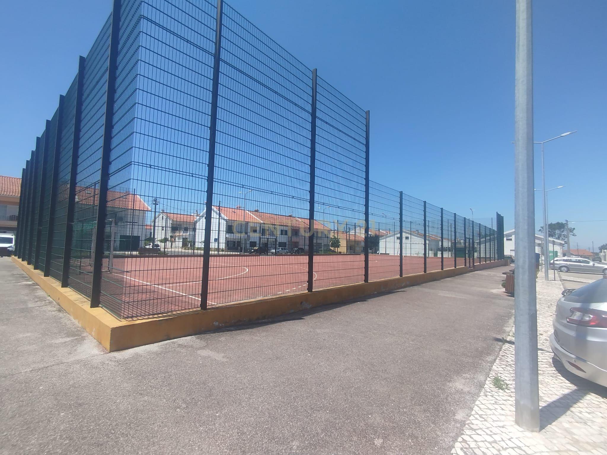 Casa Isolada em Samora Correia com Jardim e Garagem  - Image 7