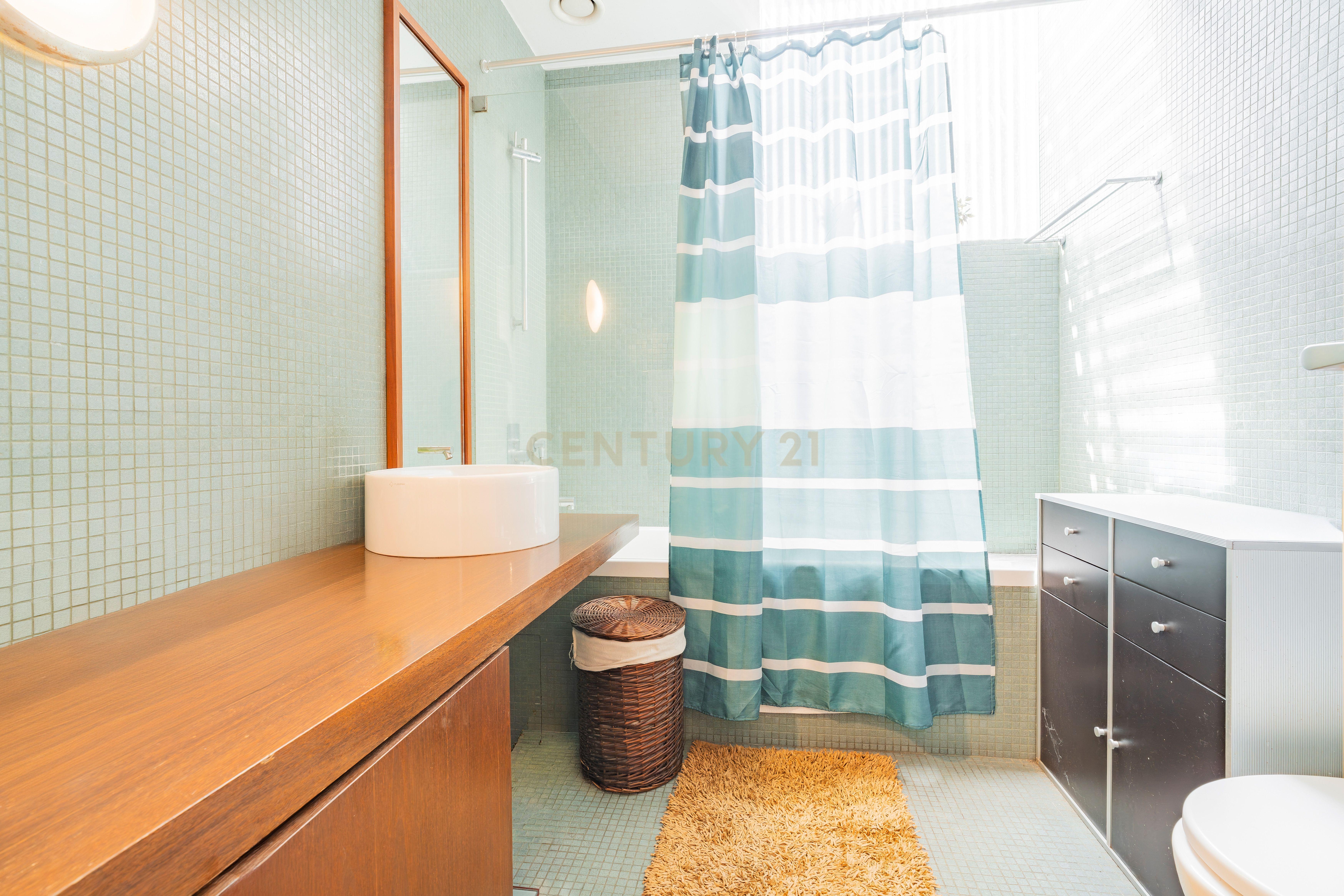 Fotografia 8 de Moradia T6 com Piscina e 583 m² de Terreno | Quinta do Seixal, Leiria