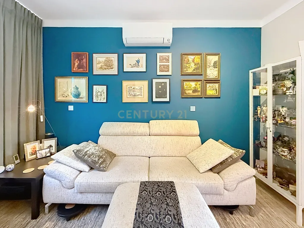 Moradia isolada com amplo terreno de 1.350 m², junto a Alcobaça - Image 46
