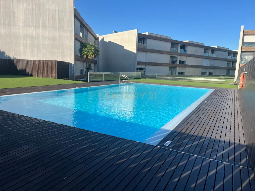 Luxuosa Apartamento Localizado T3 Fão Condomínio Fechado - Image 18