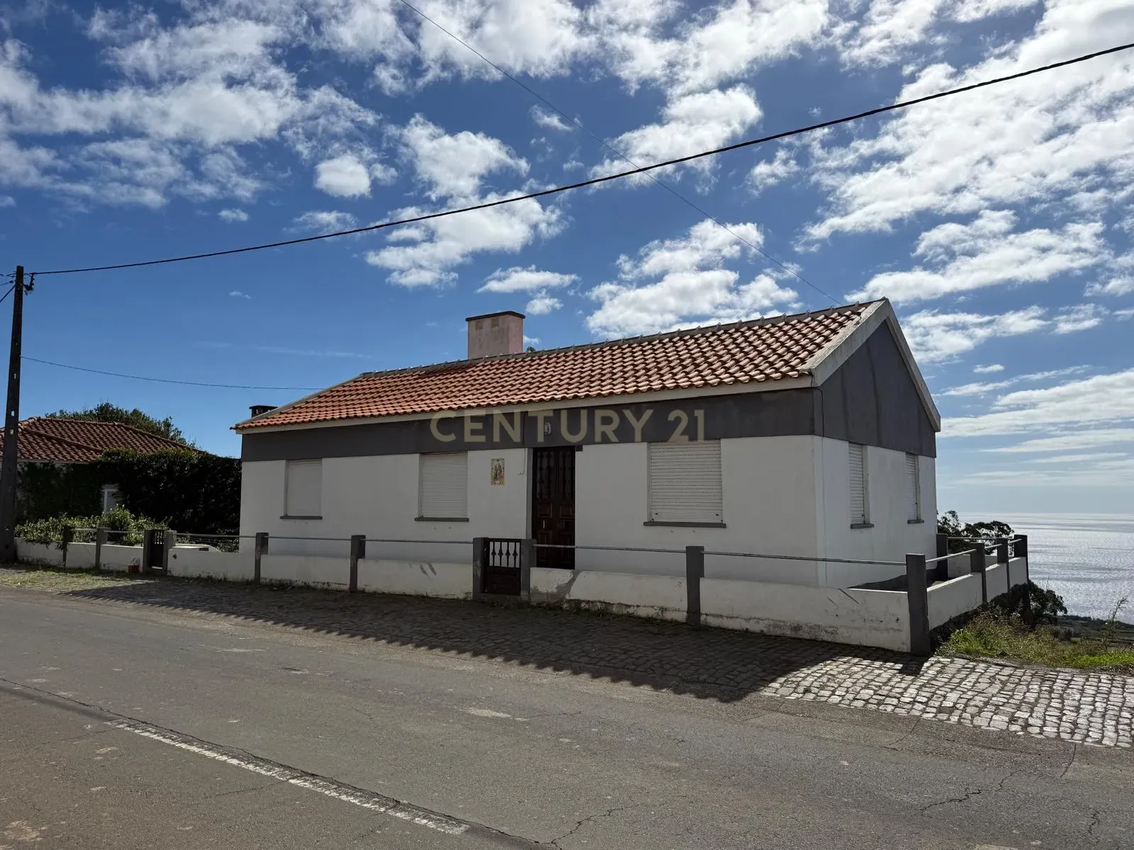 Moradia T4 em Santa Bárbara, €185.000