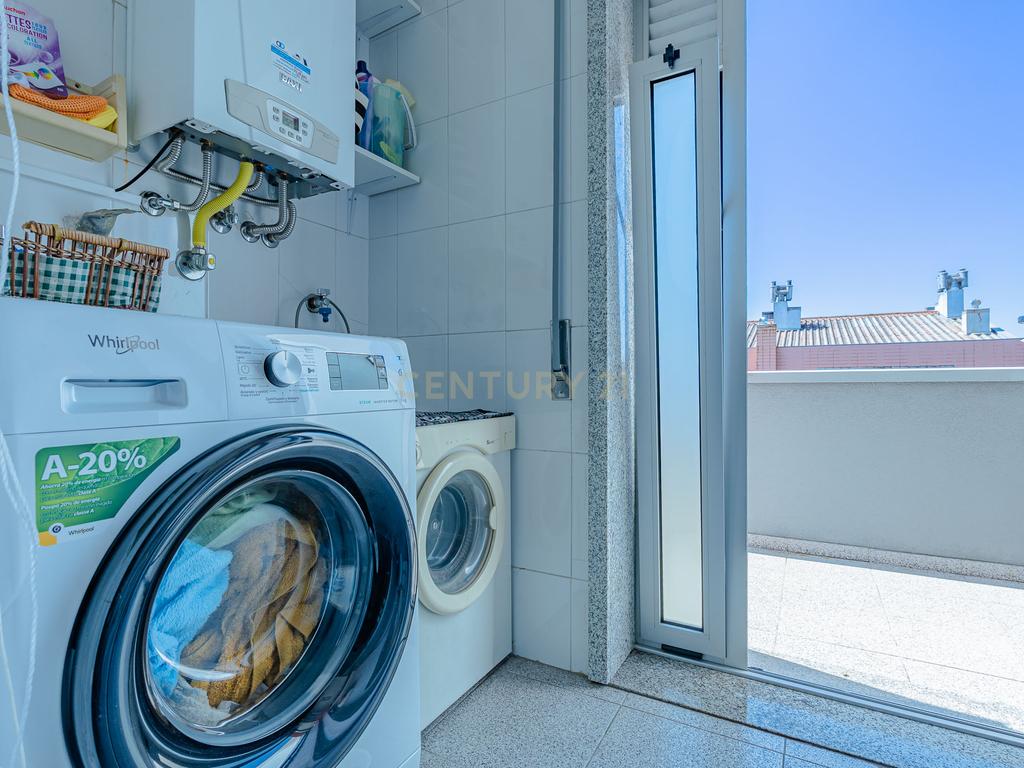Apartamento T2 com terraço panorâmico – Rio Tinto - Image 12