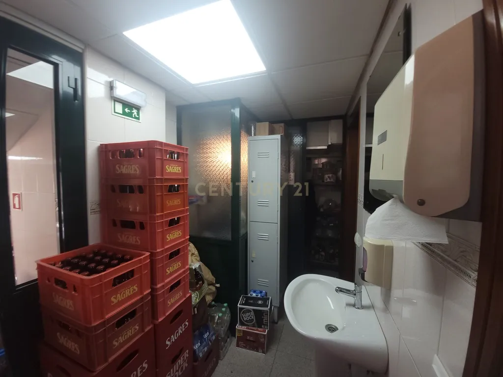 Espaço Comercial em Tires - Image 6