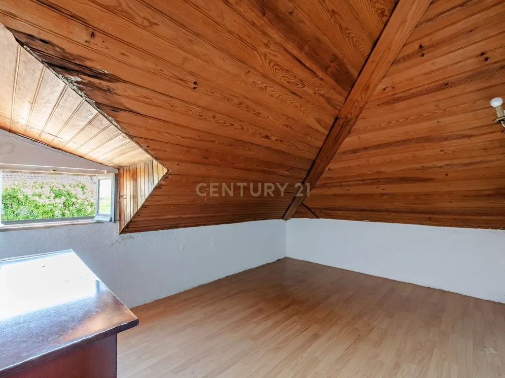 Moradia em lote de 535m² | Fernão Ferro - Image 15