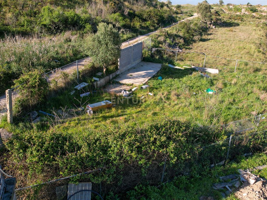 Parcela de 300m2 de Terreno Rústico ,em regime de Avos, na Terrugem. - Image 17