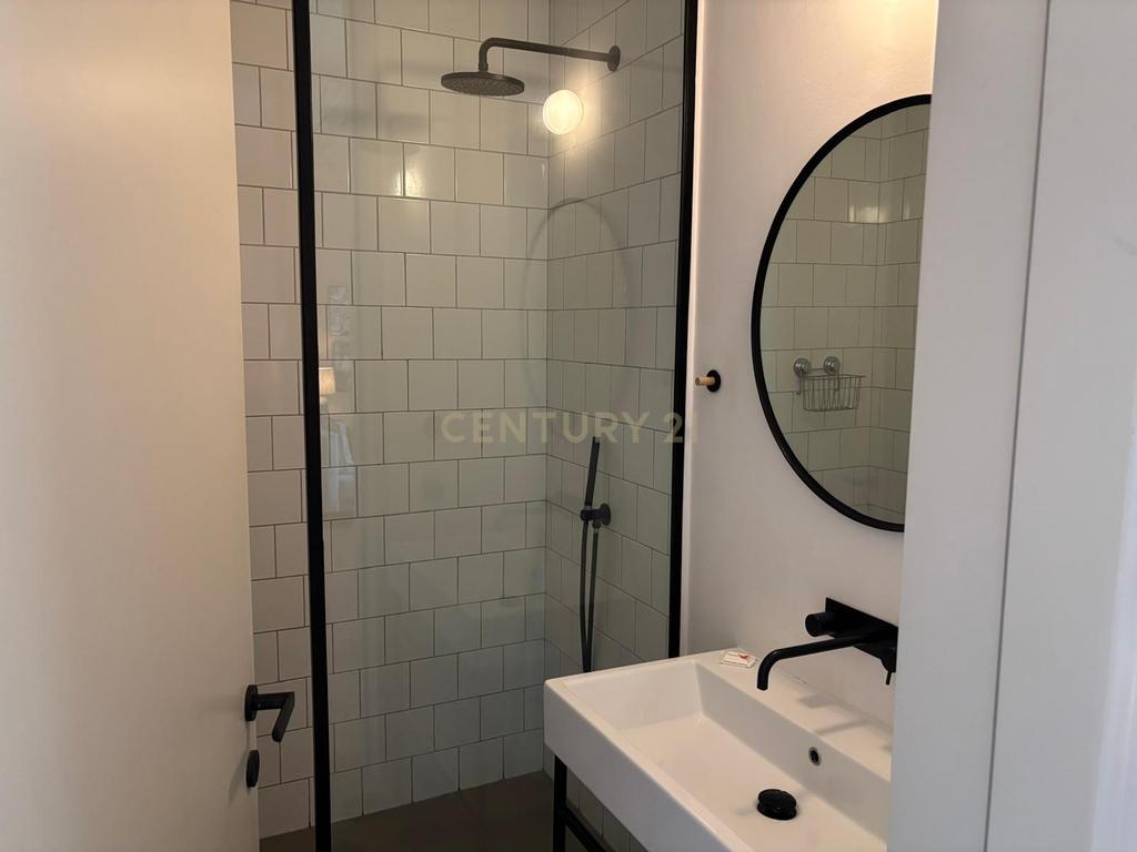 Apartamento Charmoso no Coração do Intendente com Licença para Alojamento Local - Image 7
