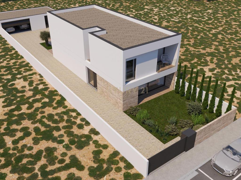 Luxuosa Moradia T3 em Vila Nova de Gaia com Piscina e Jardim - Image 32