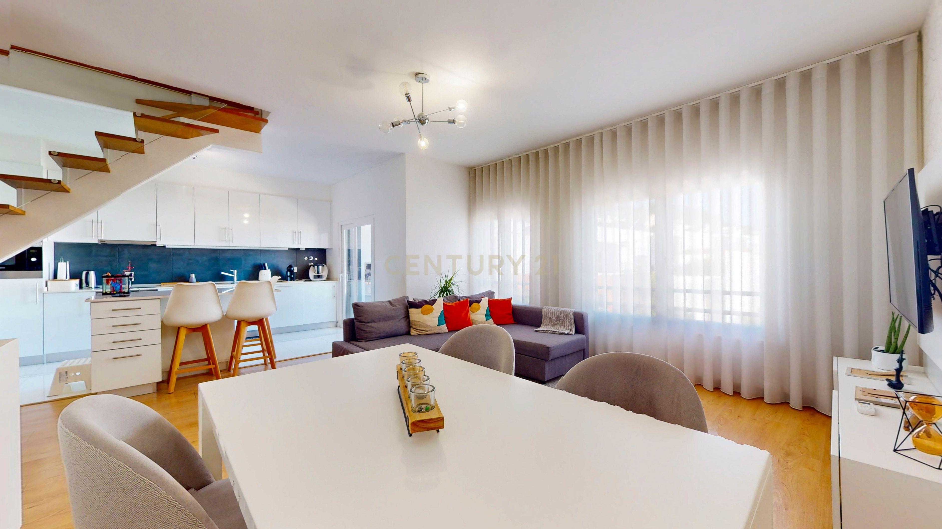 Fotografia 5 de Apartamento T2+1 Exclusivo com Mezanine - onde a tranquilidade e acessibilidade a lisboa se conjugam