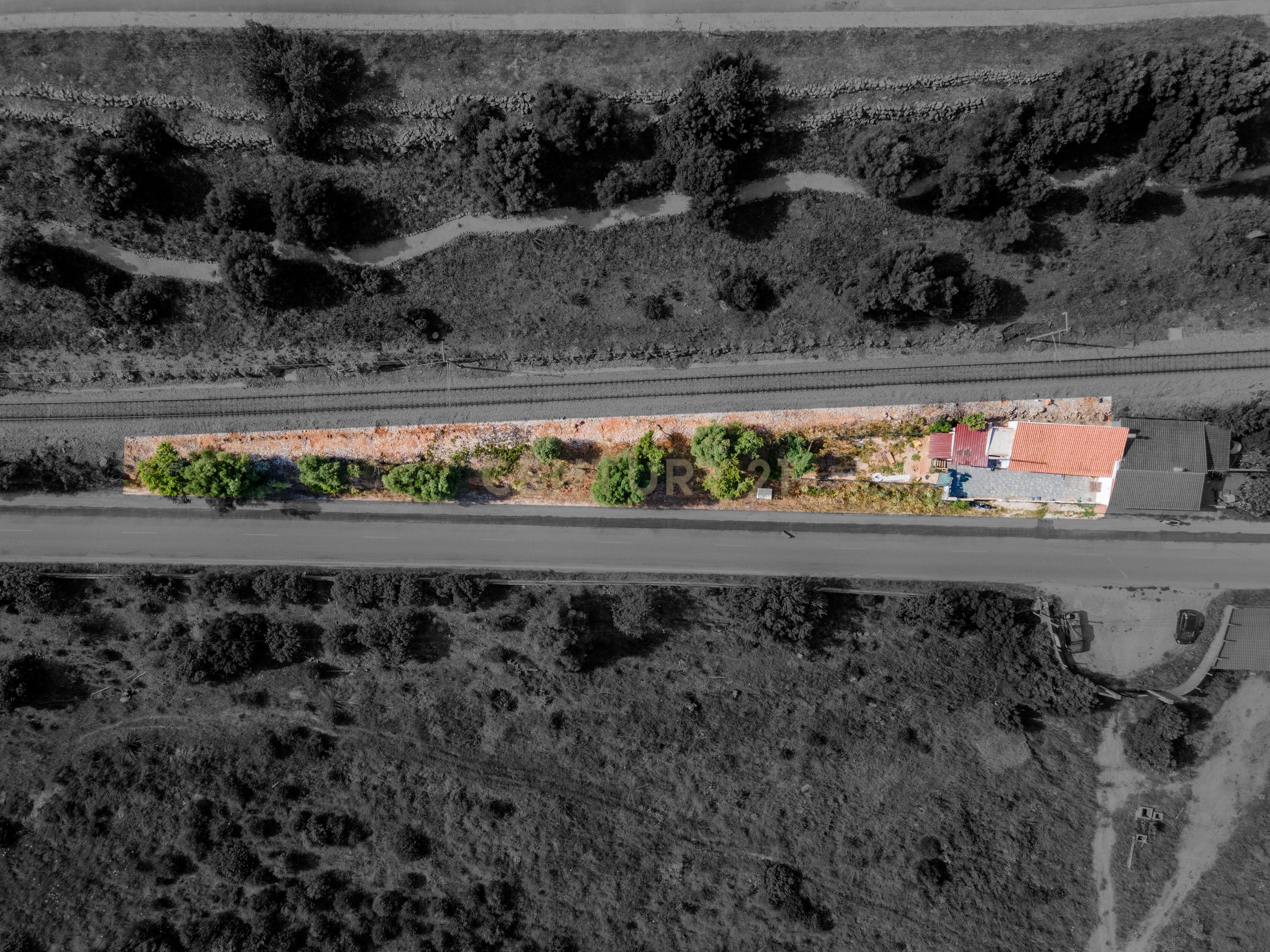 Fotografia 4 de Moradia Térrea T1+1 com Terreno | Poço Frito, Alcantarilha