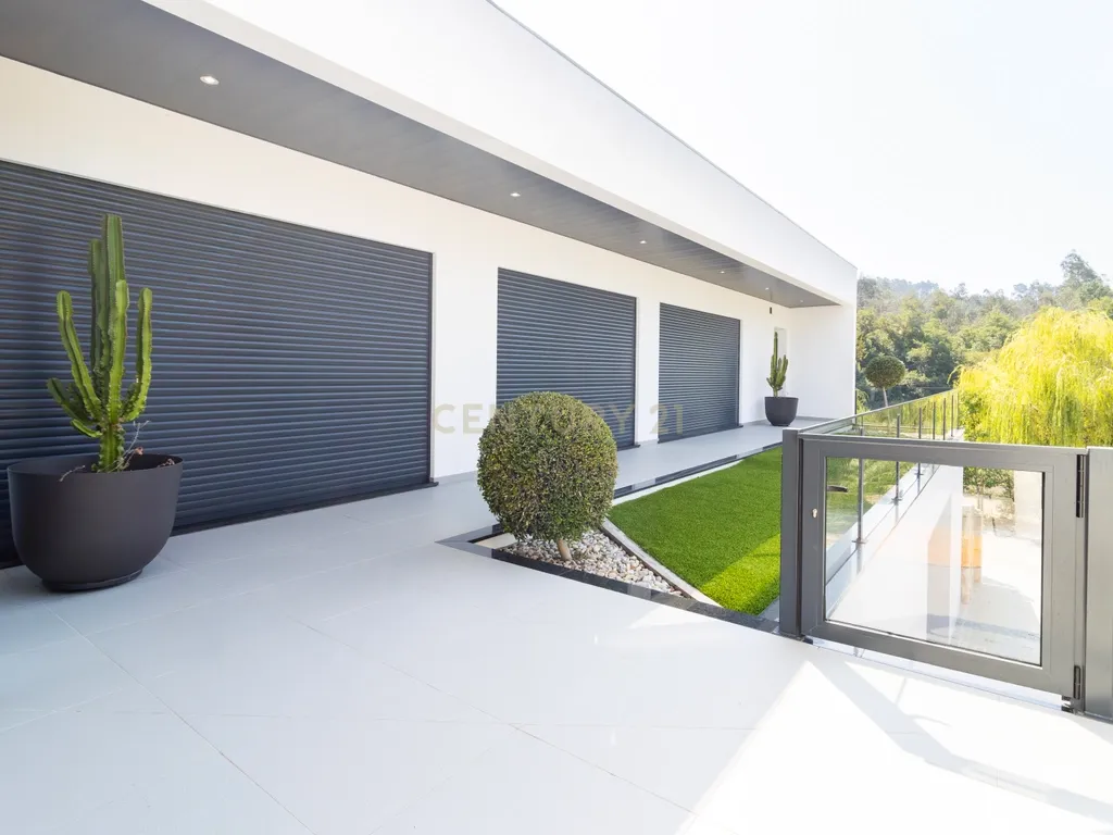 Luxuosa Moradia T3+1 | Pombal | - Image 31