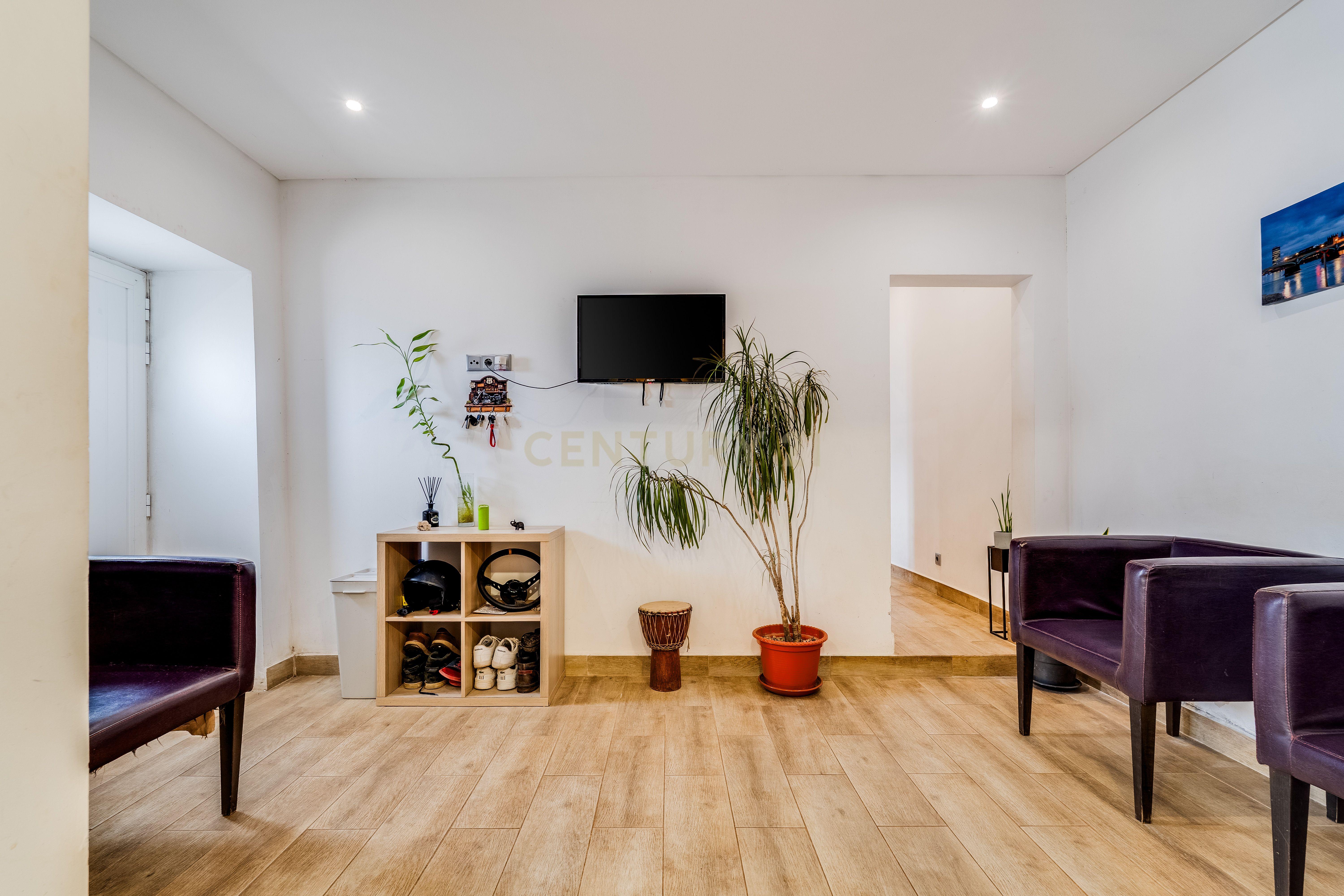 Moradia Térrea T1+1 com Terreno | Poço Frito, Alcantarilha, Portugal