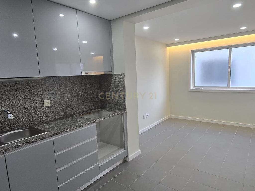 Apartamento T3 | Rés do Chão | Rio Tinto - Image 17