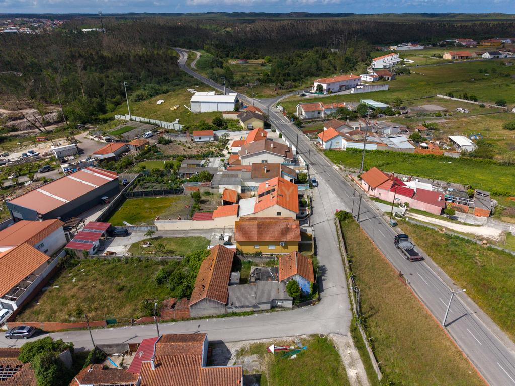 Moradia para Recuperação Total – Escoura (Marinha Grande) - Image 13