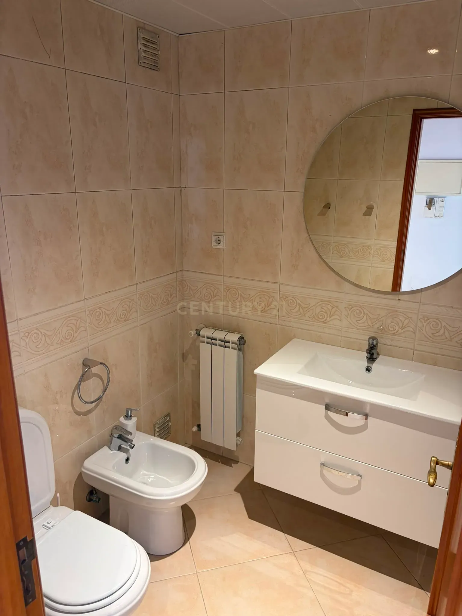Fotografia 5 de Apartamento Central com Luz Natural e Proximidade a Serviços