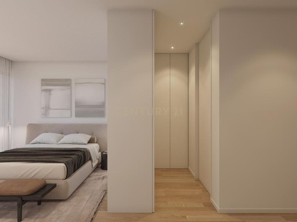 Luxuosa Moradia T3 em Vila Nova de Gaia com Piscina e Jardim - Image 13