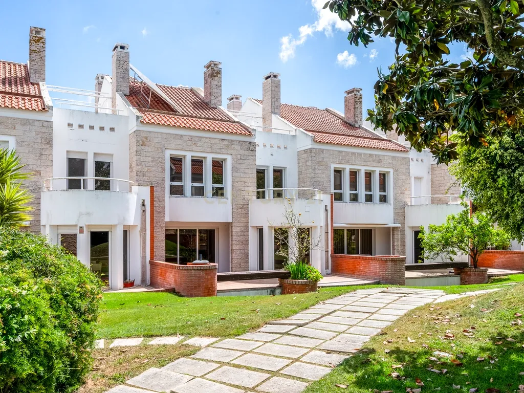 Moradia T4+1 em Condomínio Privado – Parque das Nações, Lisboa - Image 35
