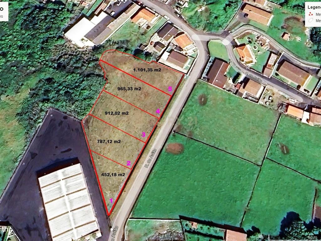 Terreno com Potencial na Ilha Terceira - Image 1