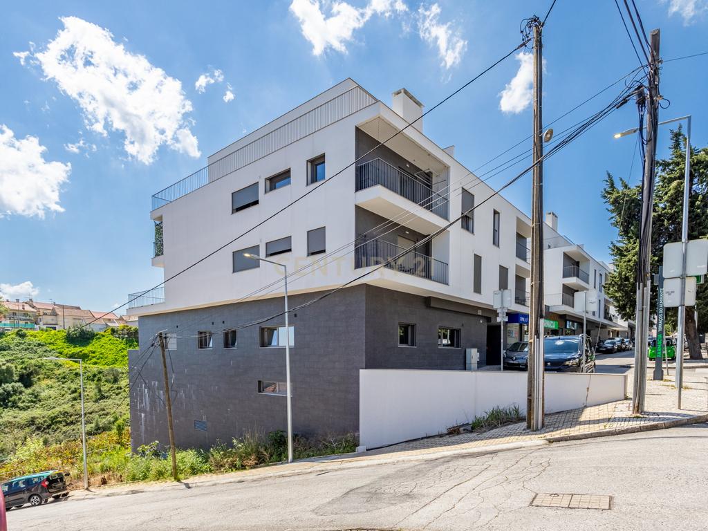 Apartamento T3 Luminoso e Recente na Ramada – Viva com Qualidade! - Image 32