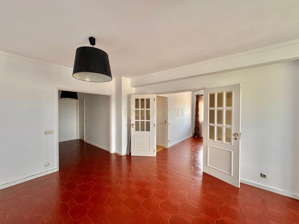 Apartamento T4 no centro de Santo Tirso - Image 18