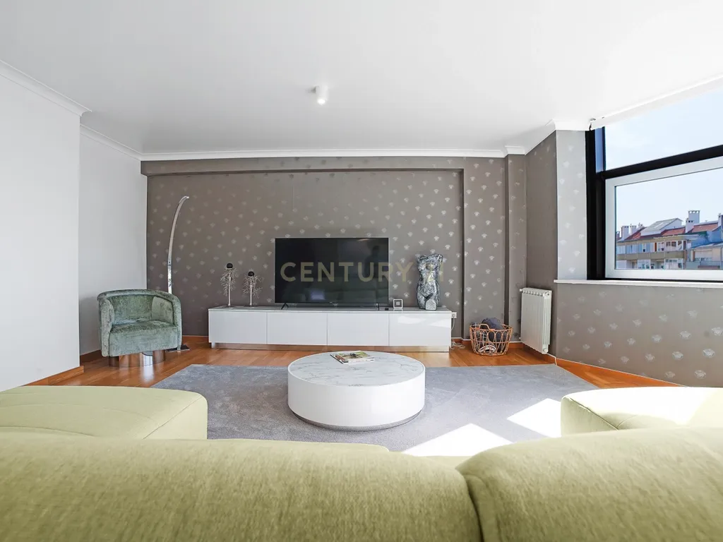 Apartamento T5 Duplex de Luxo para Arrendamento – Avenida do Brasil, Lisboa - Image 23