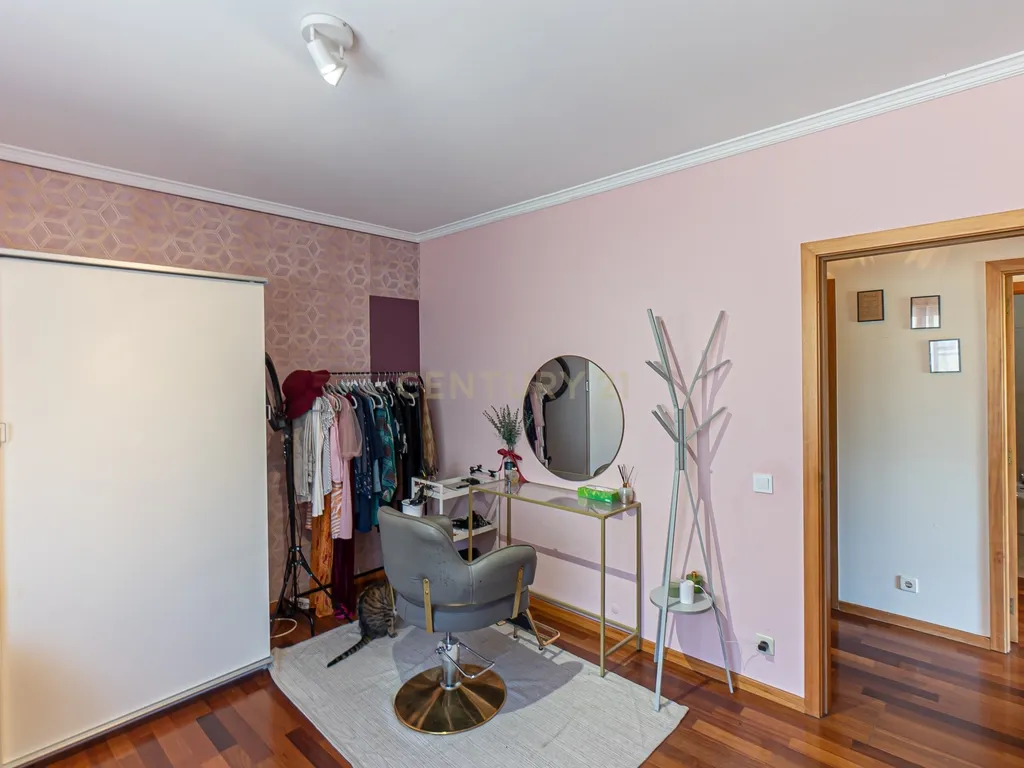 Apartamento T3 com Vista Panorâmica em Canidelo, Vila Nova de Gaia - Image 32