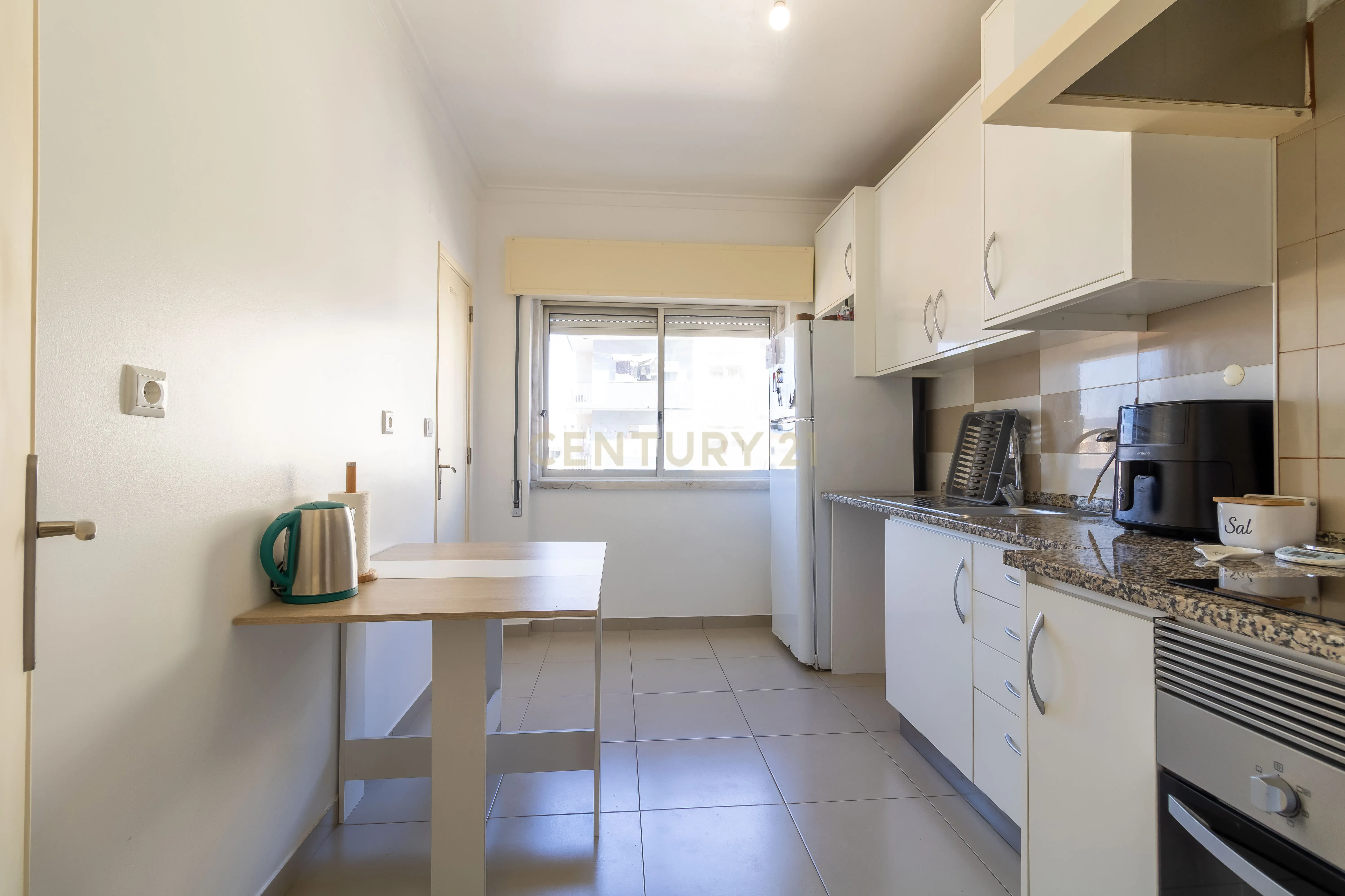 Fotografia 12 de T2 em Agualva-Cacém | 4.º andar com elevador | Excelente localização | Ideal para habitação ou investimento