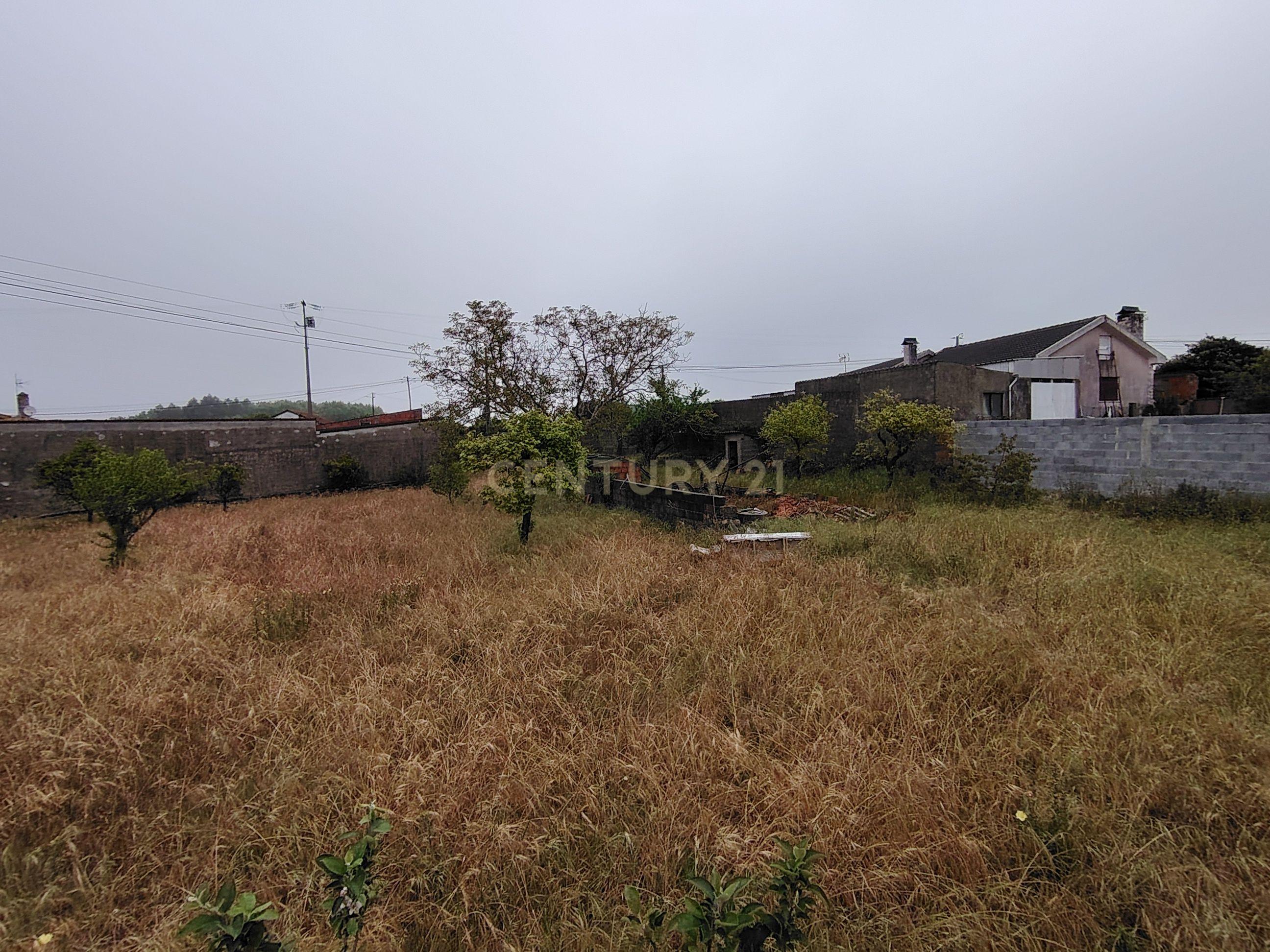 Fotografia 4 de Lote com Viabilidade de Construção — Total 402 m²