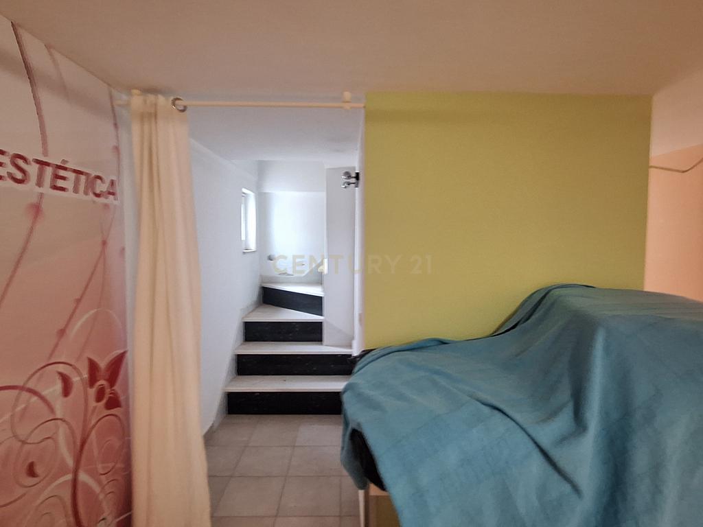Moradia isolada com 4 quartos na Quinta dos Álamos - Guia - Image 40