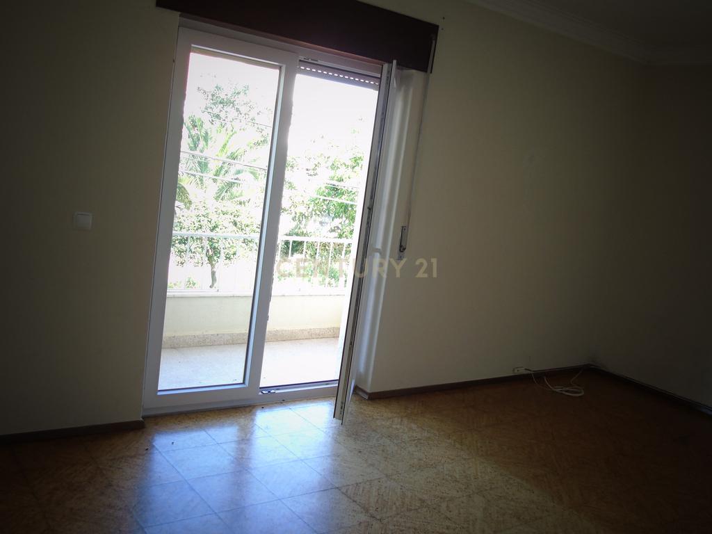 Moradia Isolada com Garagem Box para 2 Carros — Matarraque, S. Domingos de Rana - Image 52