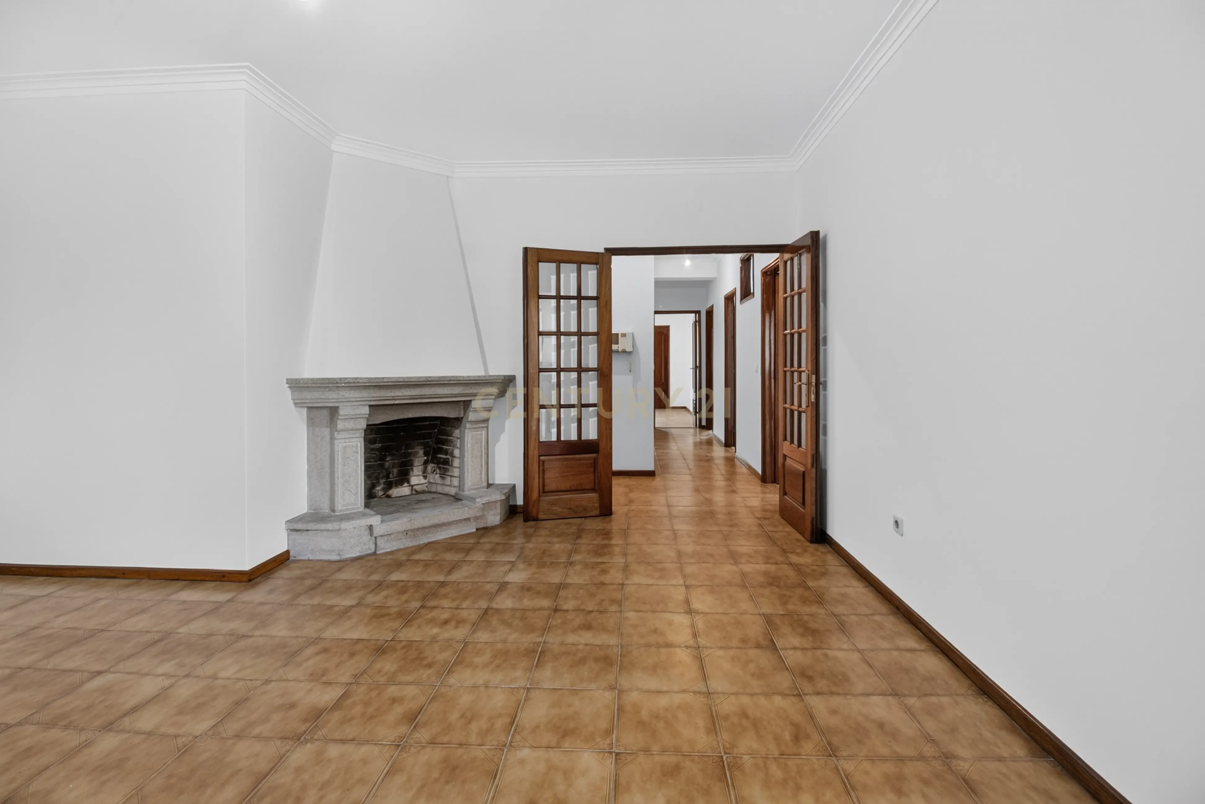 Fotografia 3 de T3+1 com Garagem Fechada e Elevador | Lomar – Braga