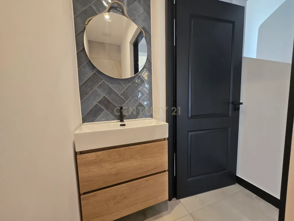 Luxuoso Duplex T2+1 na Urb. Vilaflor, Vilamoura *Renovado* - Image 15