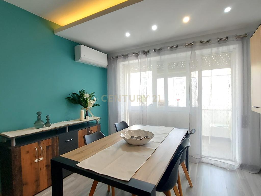 Apartamento T3+1 para Venda no Bairro do Montalvão, Setúbal - Image 2