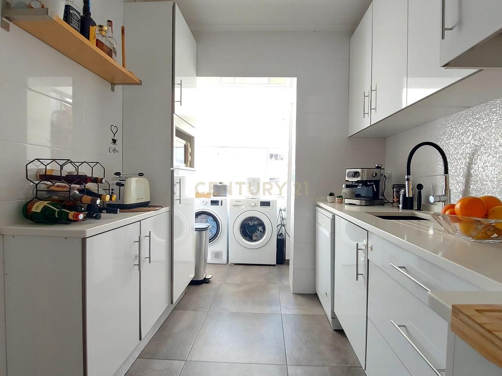 Apartamento T3+1 para Venda no Bairro do Montalvão, Setúbal - Image 13