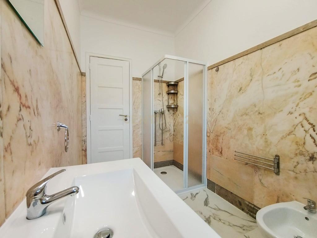 Apartamento T4 na Rua Passos Manuel, Arroios, Lisboa - Image 10