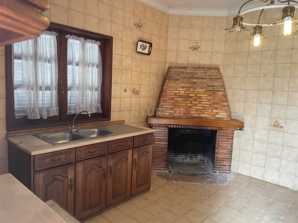 Casa T3 com Vista Panorâmica em Chaves - Image 9
